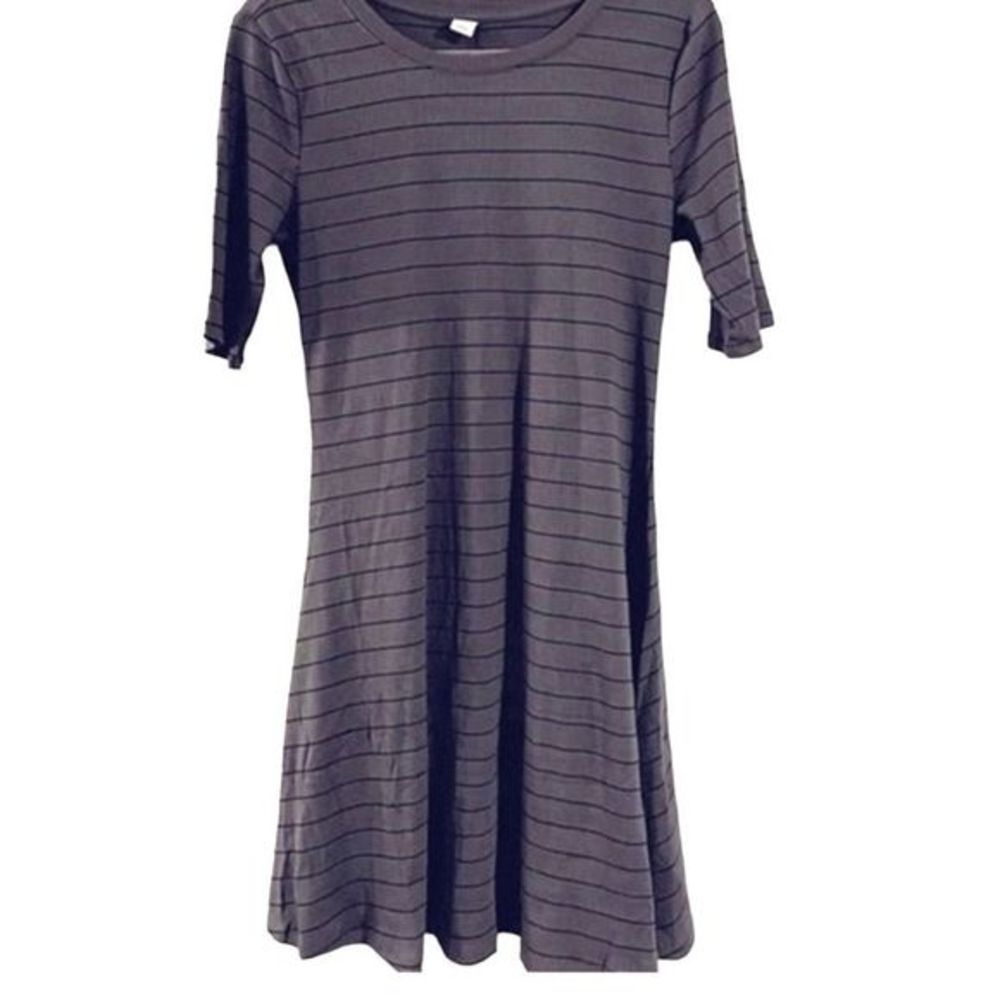 Old Navy Women’s Cotton Dress Olive Green with Navy Stripes. Size L. NWOT.